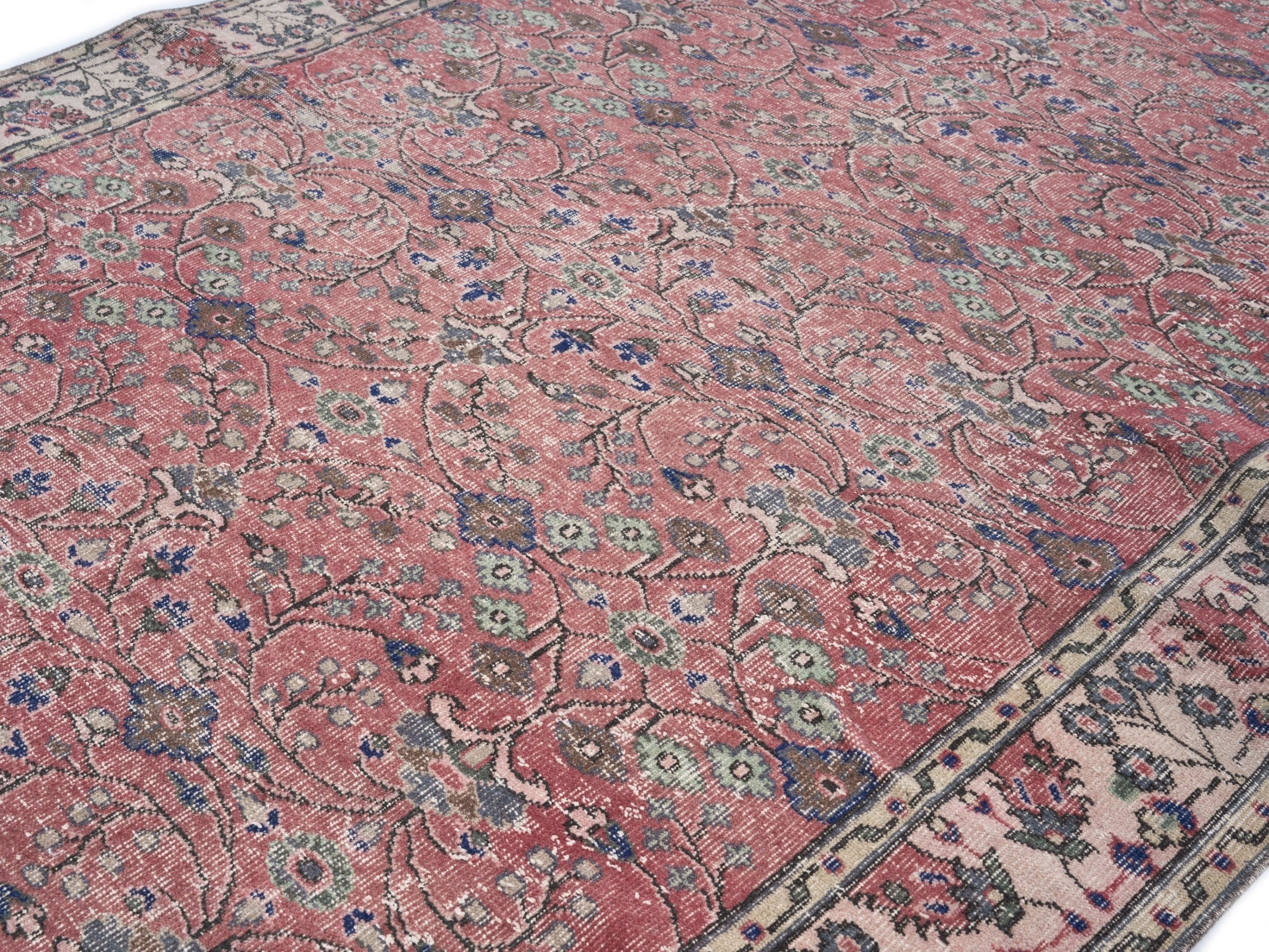 Turkish Isparta area rug in rose and cream, view 5 of 10