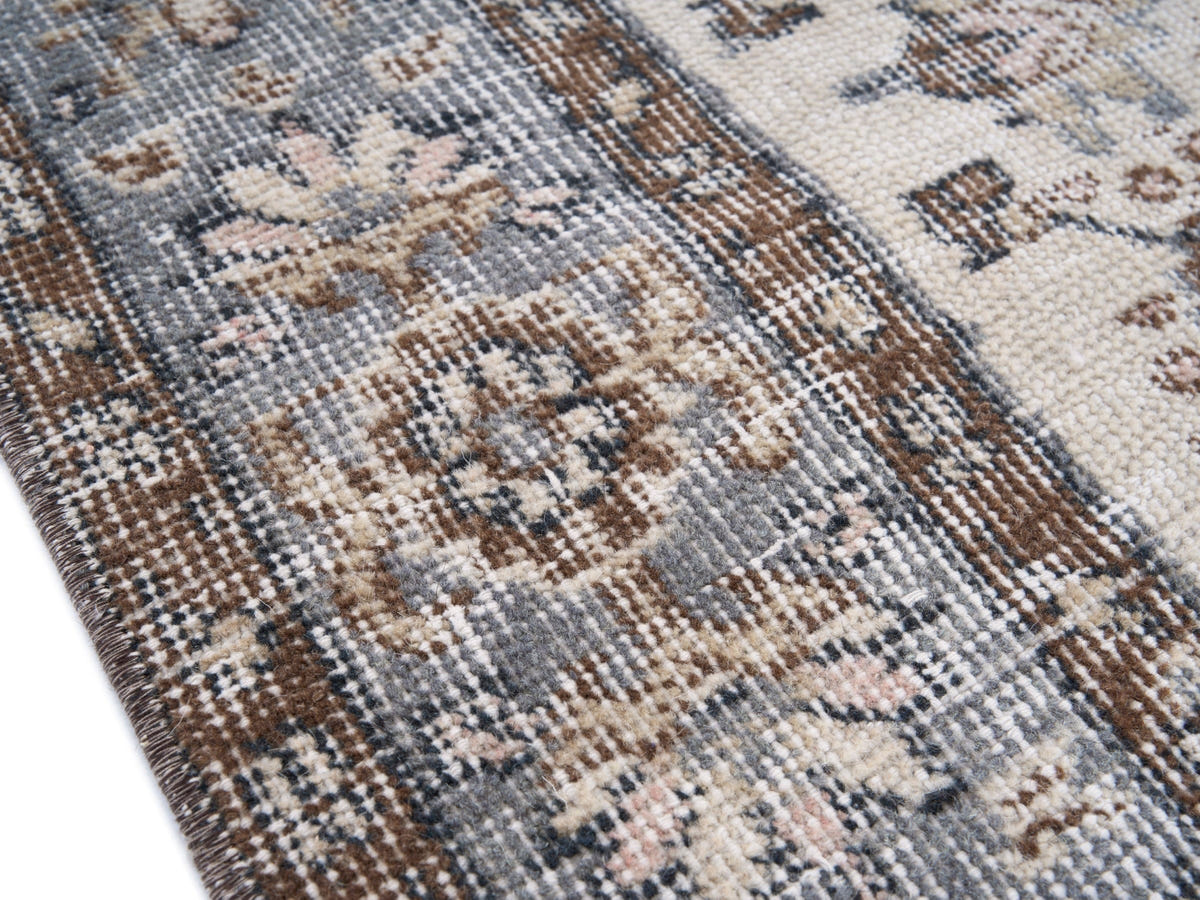 8571, Turkish Isparta Area Rug