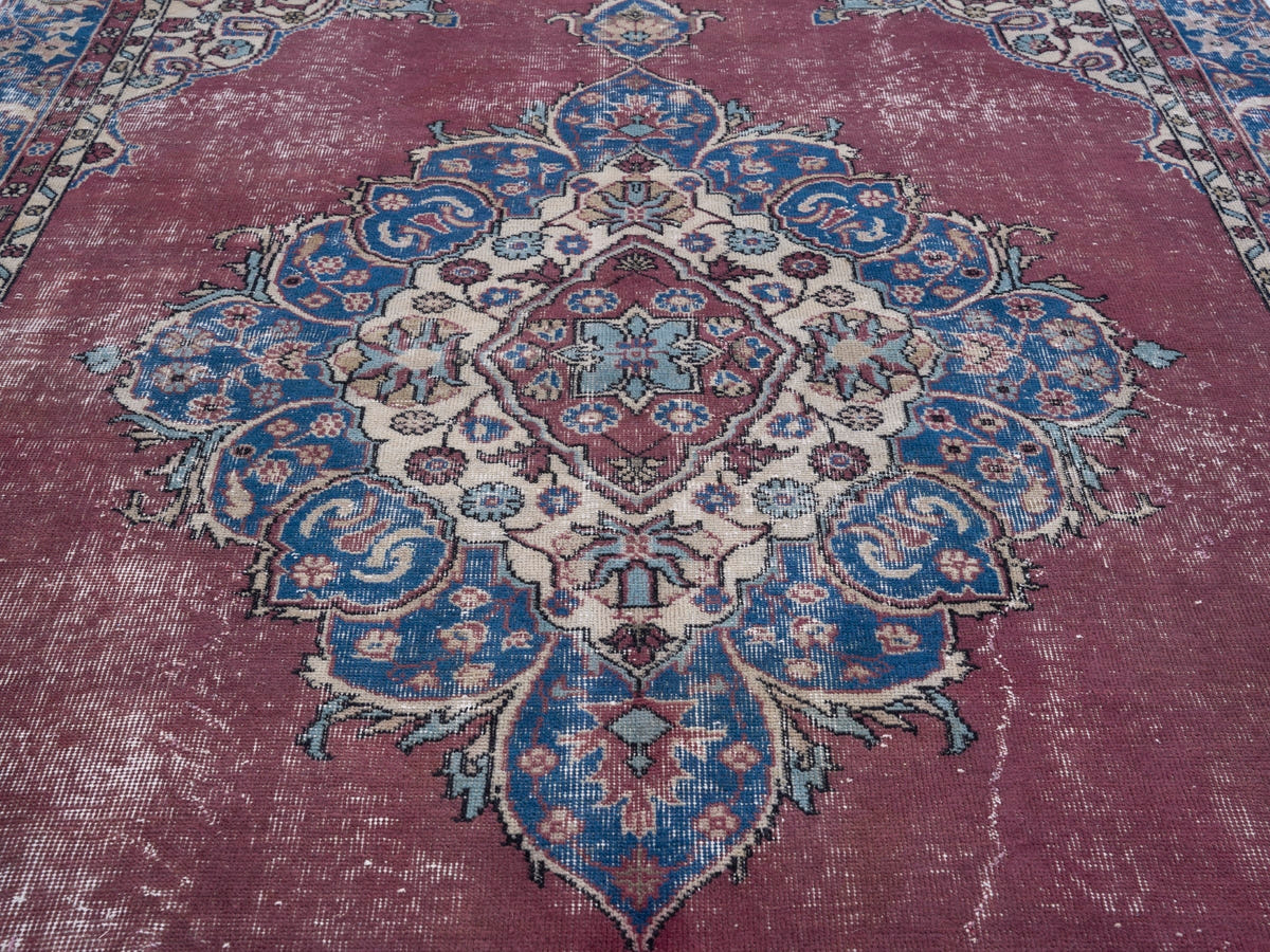 8467, Turkish Isparta Area Rug