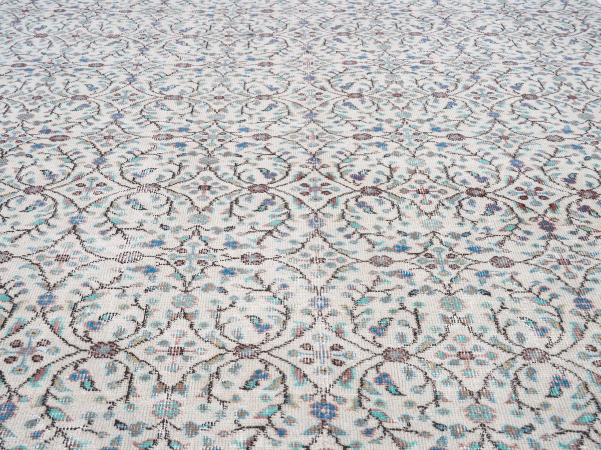 8628, Turkish Isparta Area Rug