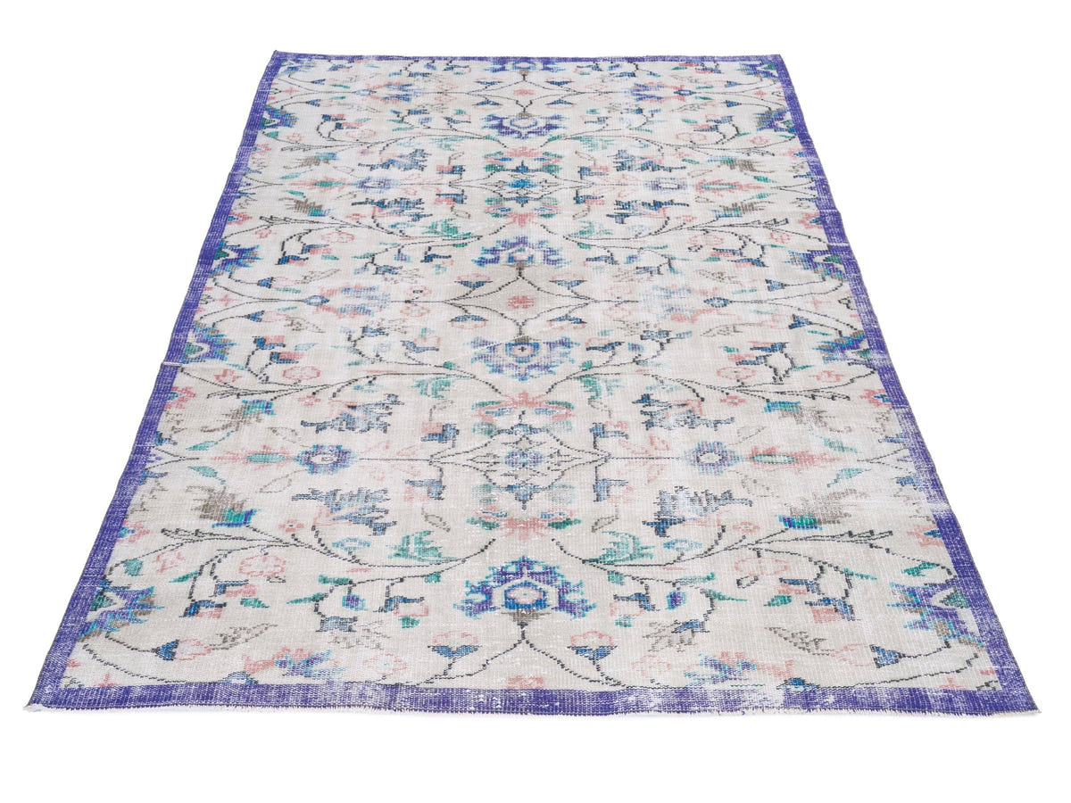 8625, Turkish Manisa Area Rug