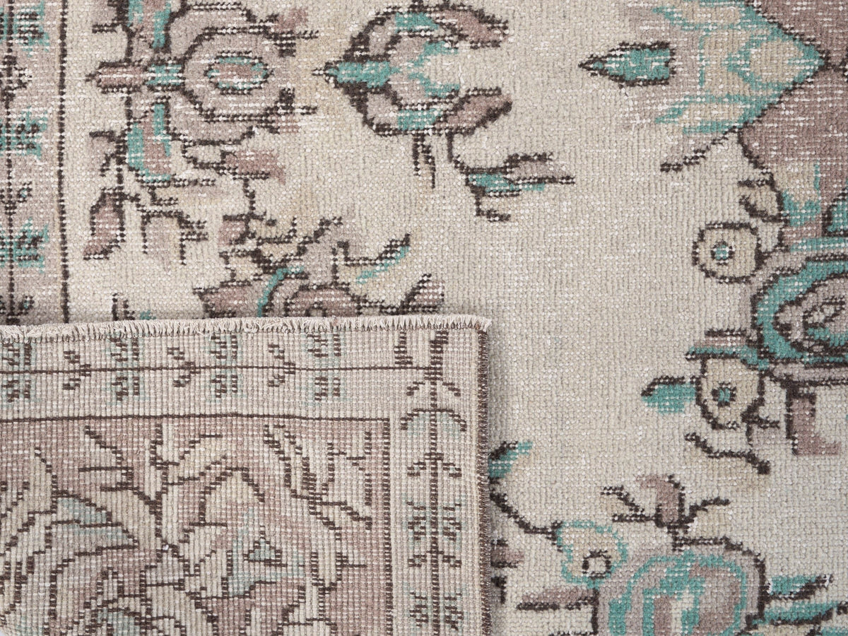 8607, Turkish Isparta Area Rug