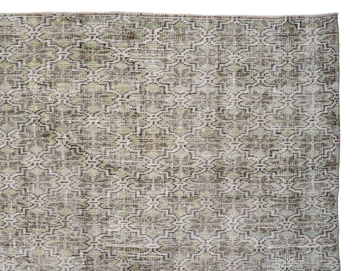 8603, Turkish Manisa Area Rug