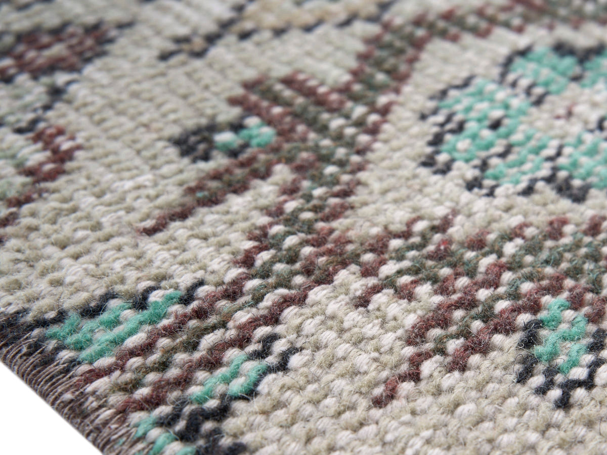 8573, Turkish Manisa Area Rug