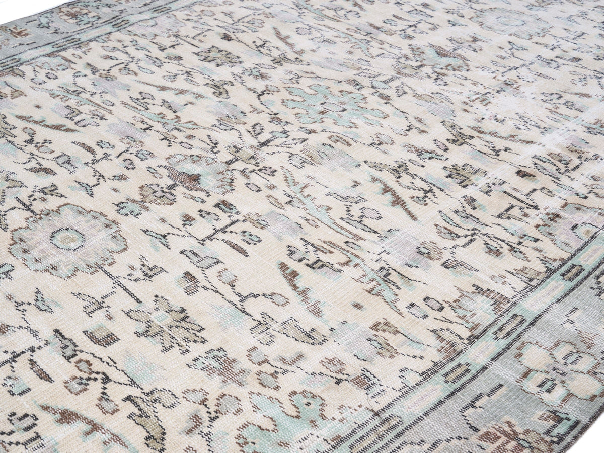 8559, Turkish Manisa Area Rug