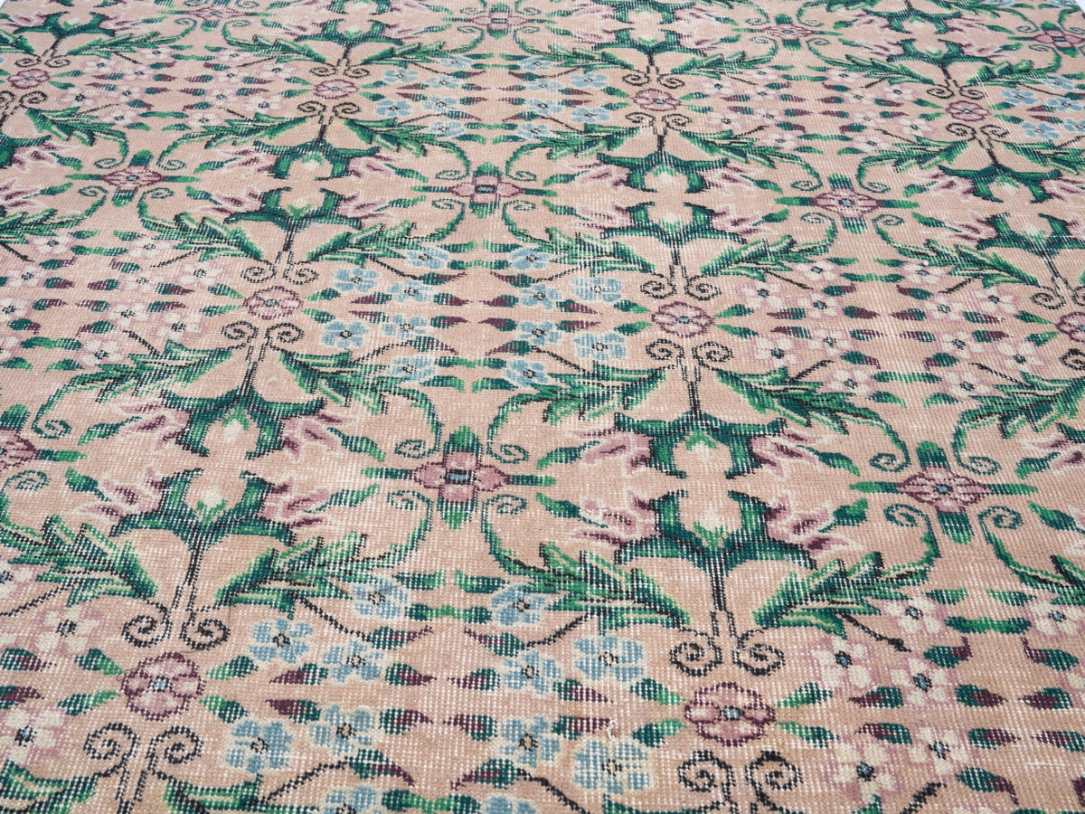 8541, Turkish Isparta Area Rug
