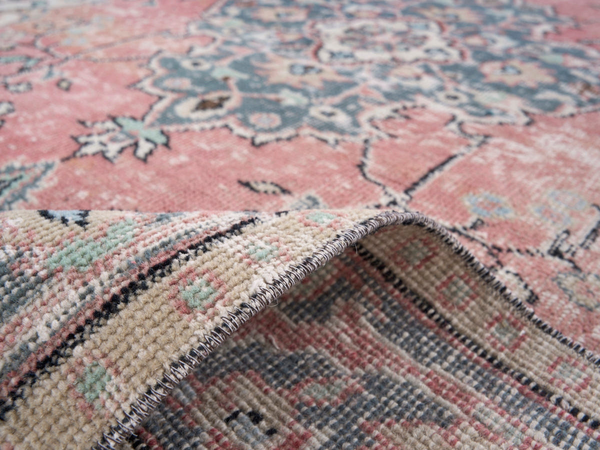 8538, Turkish Isparta Area Rug