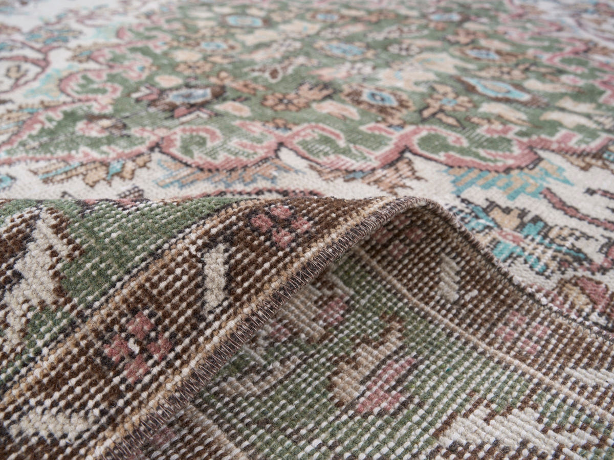 8536, Turkish Isparta Area Rug