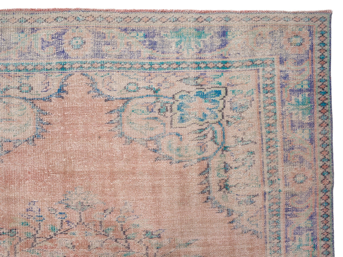 8534, Turkish Manisa Area Rug