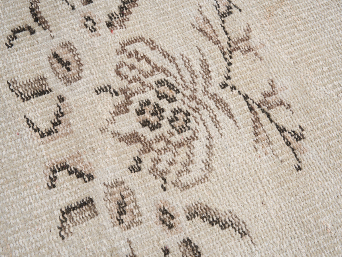 8190, Turkish Manisa Area Rug
