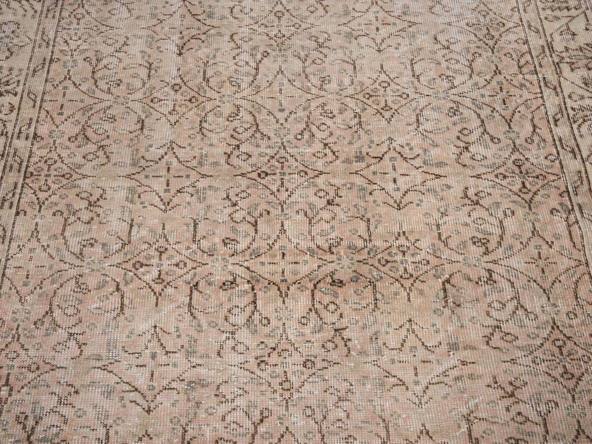 8110, Turkish Isparta Area Rug