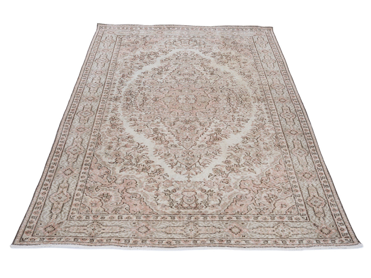 8181, Turkish Isparta Area Rug