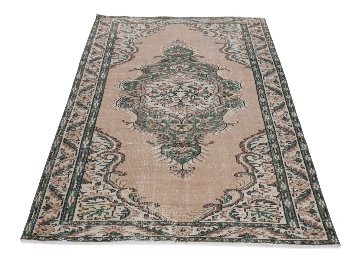 8010, Turkish Manisa Area Rug