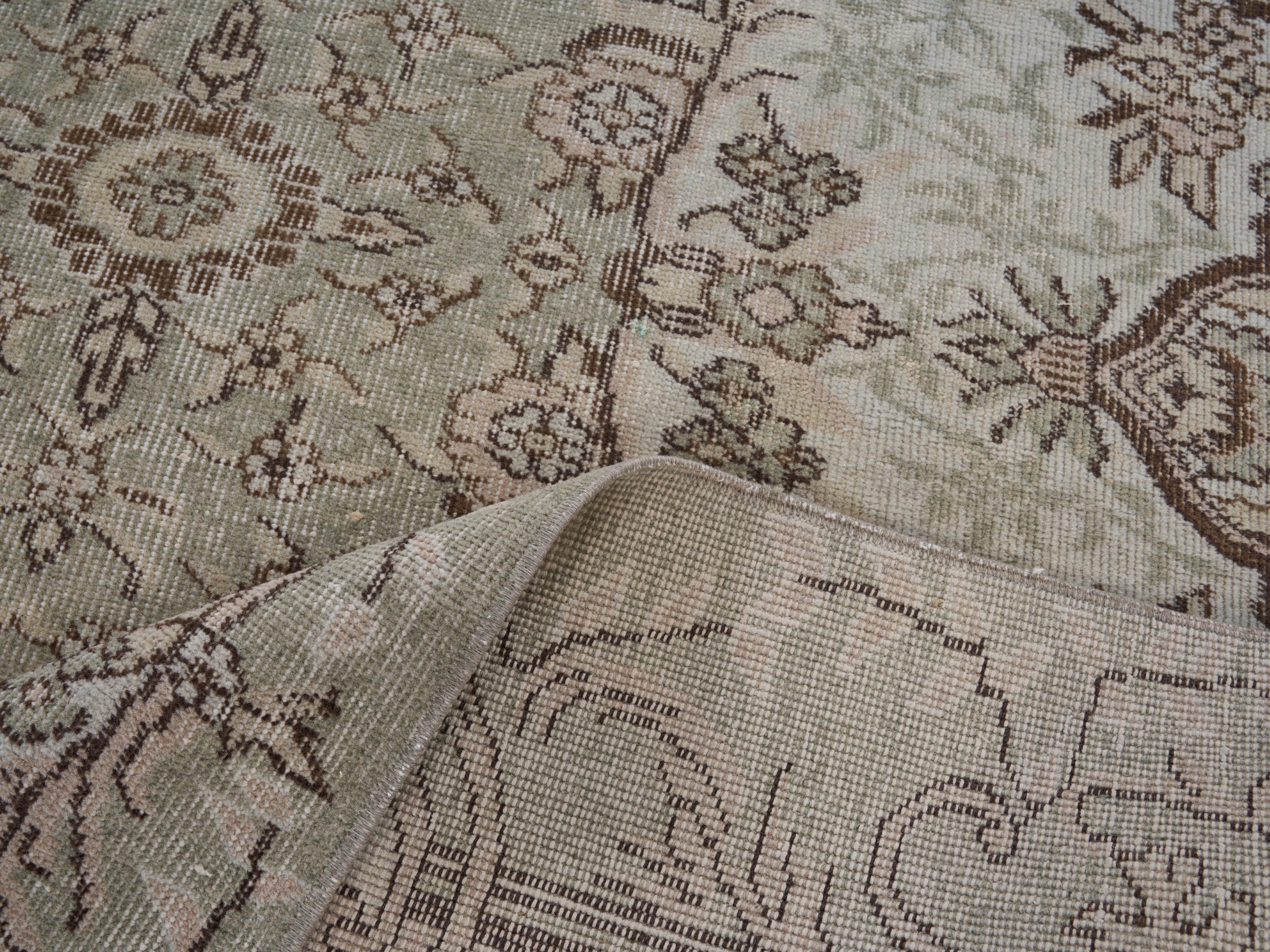 Turkish Isparta area rug in cream and faded red, view 9 of 10