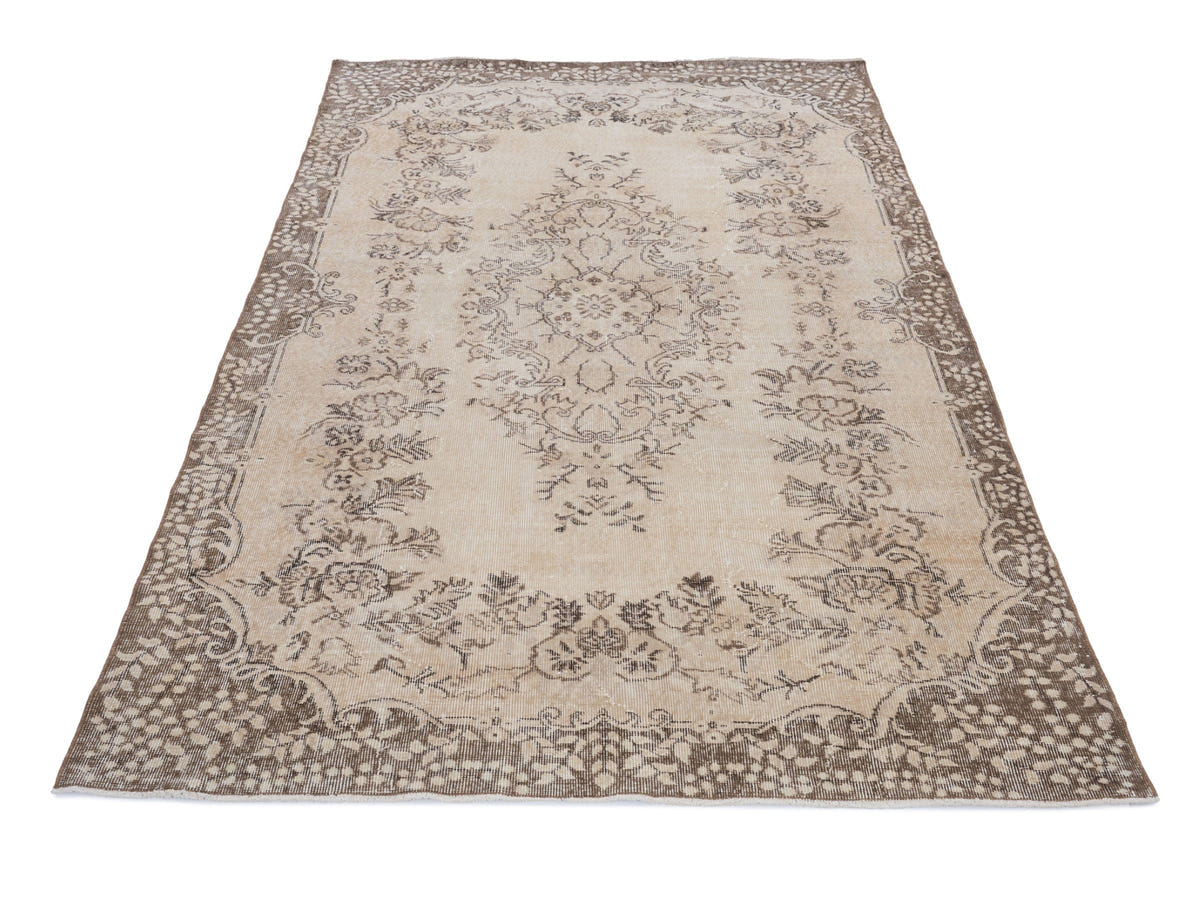 8203, Turkish Isparta Area Rug