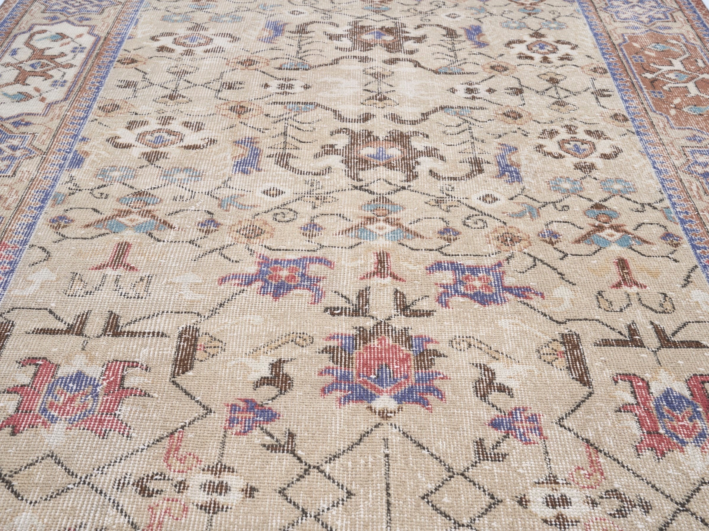 Turkish Isparta area rug in cream and terracotta, view 4 of 10