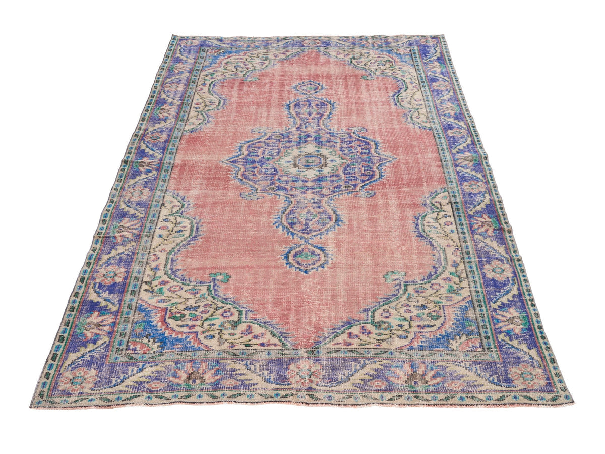 8510, Turkish Manisa Area Rug