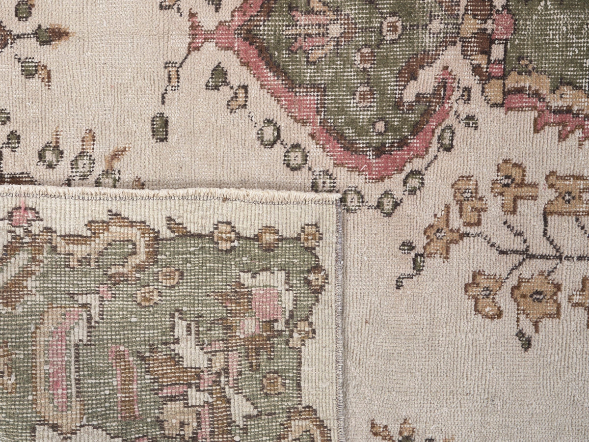 8509, Turkish Isparta Area Rug