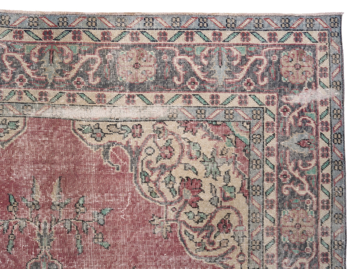 8498, Turkish Isparta Area Rug