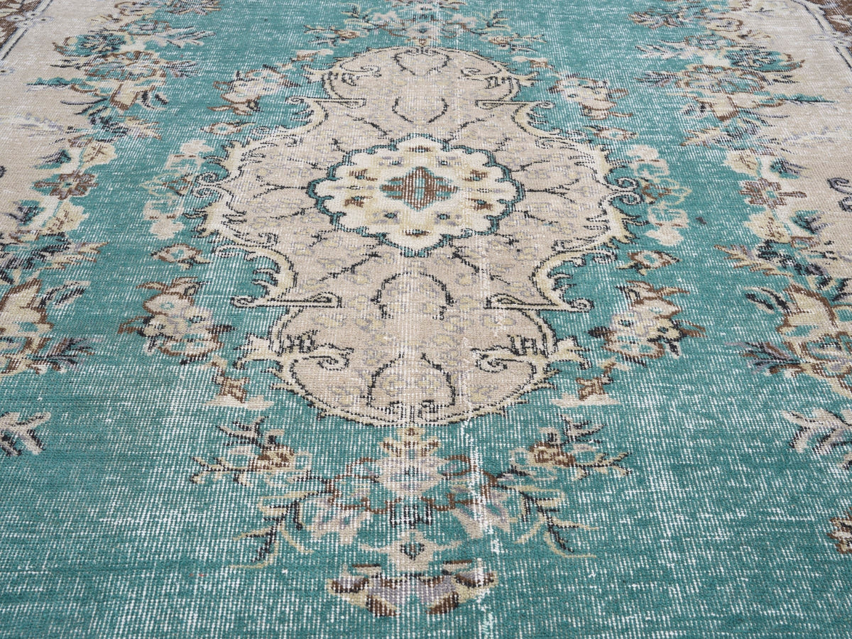 8488, Turkish Isparta Area Rug