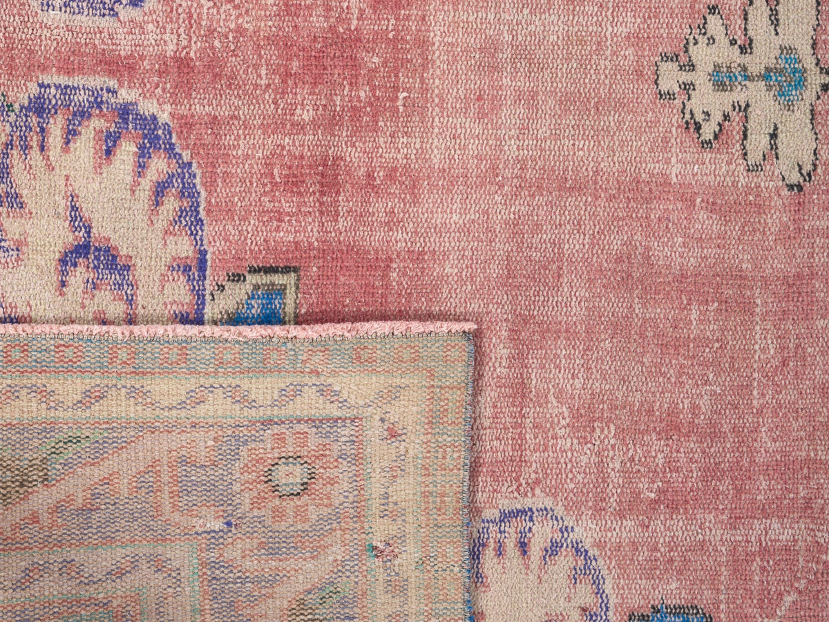 8475, Turkish Manisa Area Rug