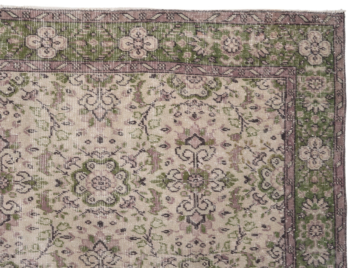 8461, Turkish Isparta Area Rug
