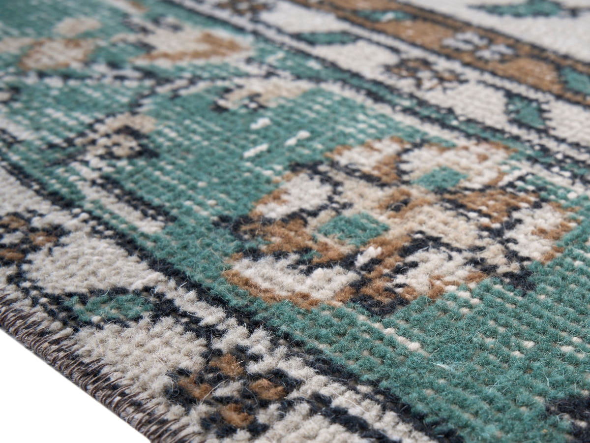 8452, Turkish Isparta Area Rug