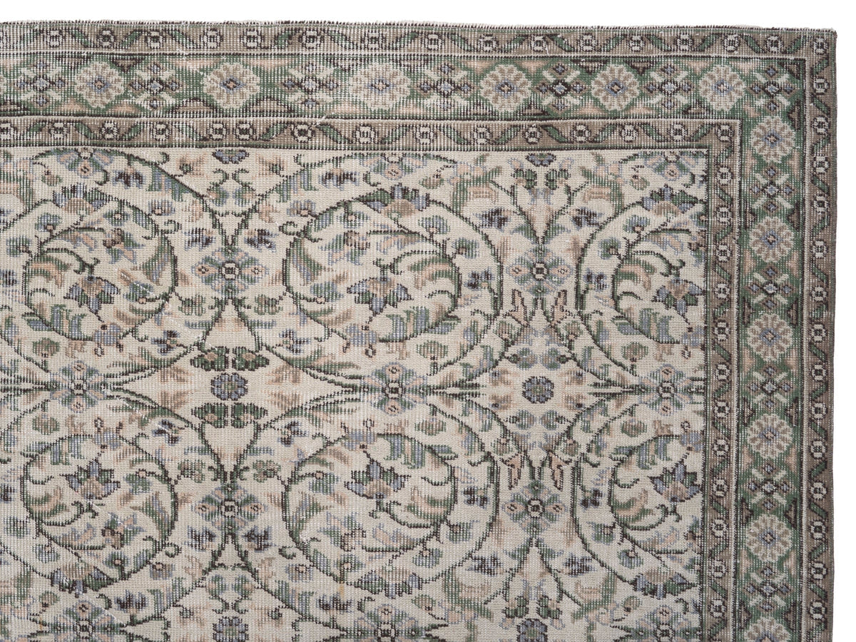 8449, Turkish Isparta Area Rug