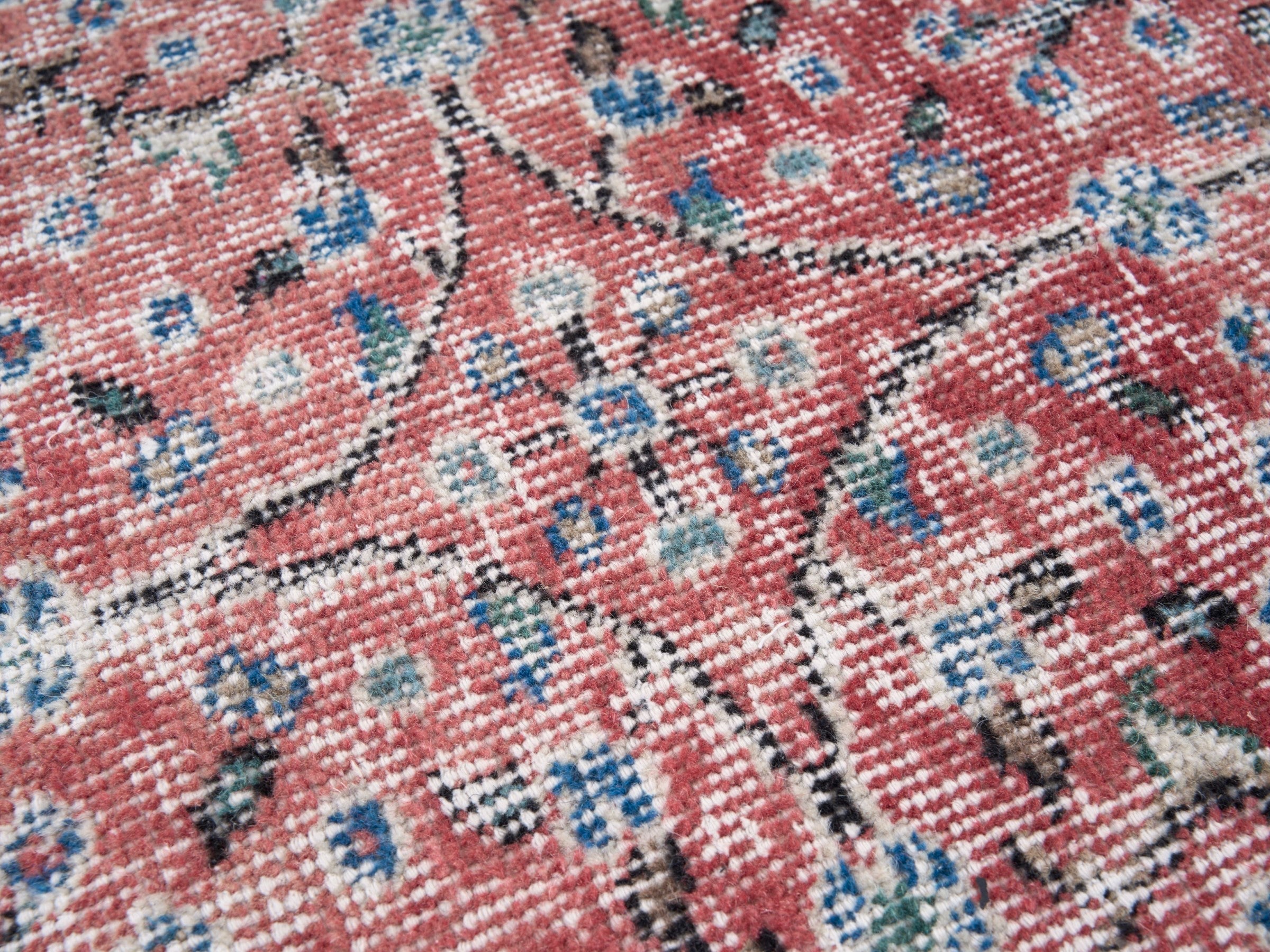 Turkish Isparta area rug in rose and cream, view 7 of 10