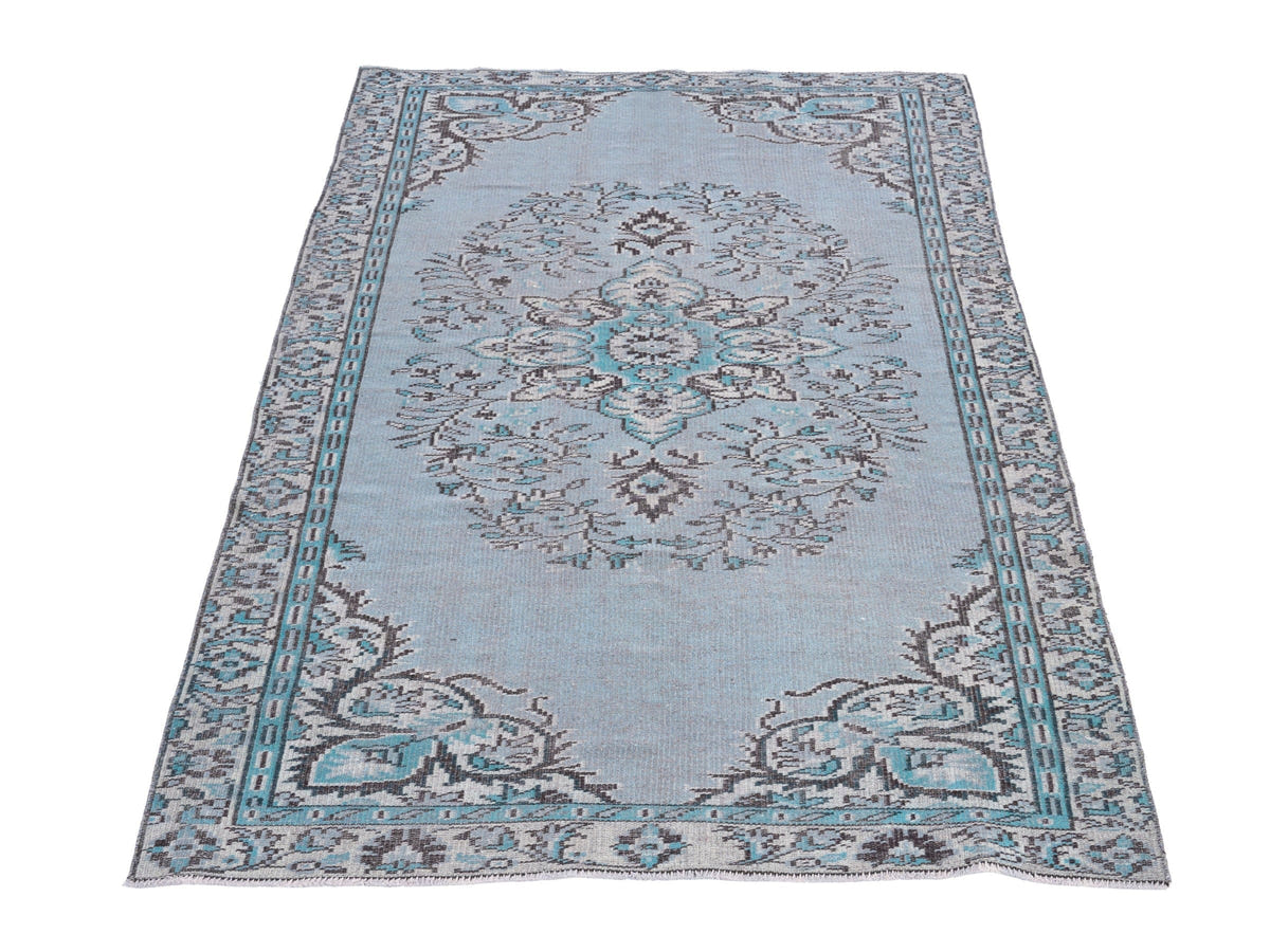 8549, Turkish Manisa Area Rug