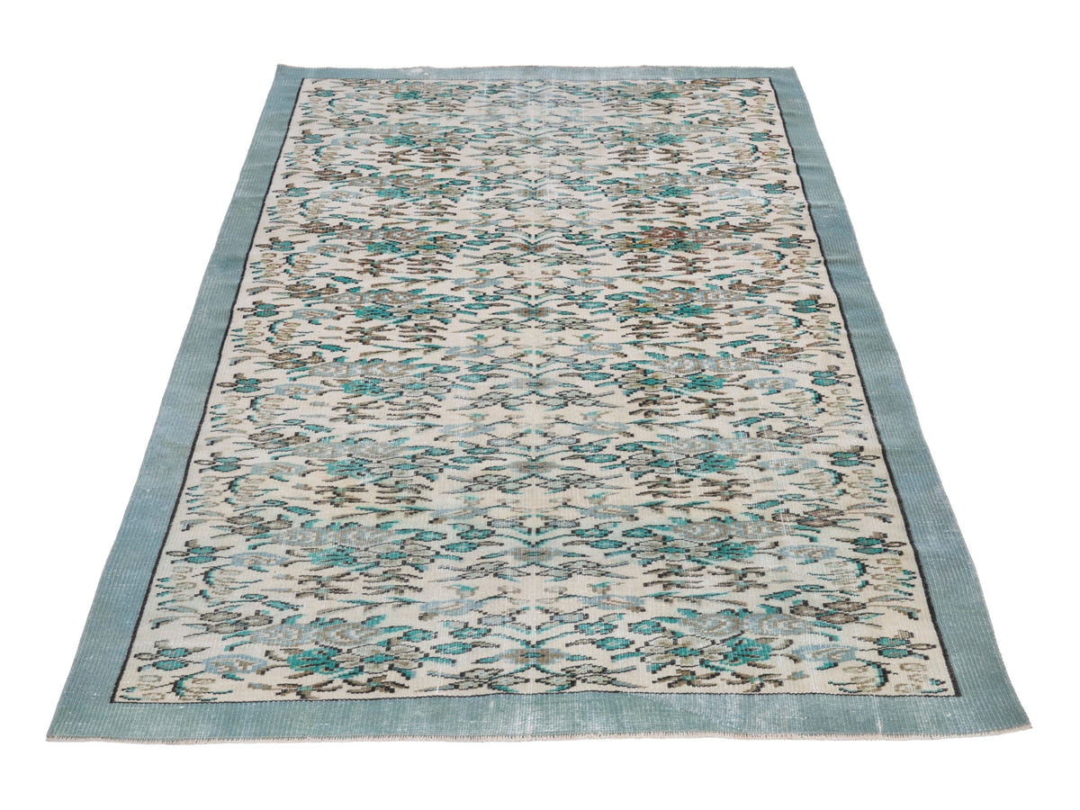 8545, Turkish Manisa Area Rug