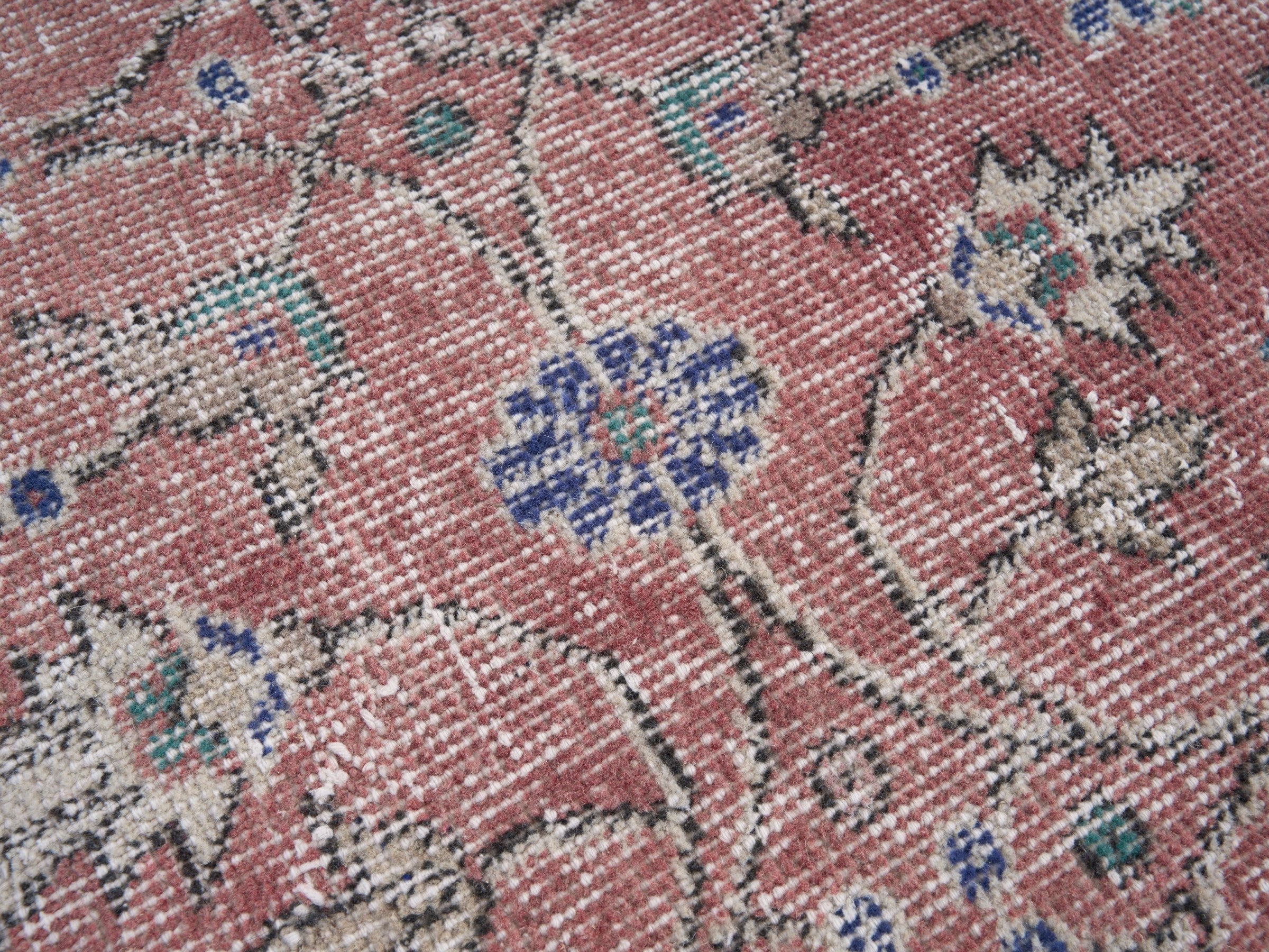 Turkish Isparta area rug in dusty rose and cream, view 7 of 10