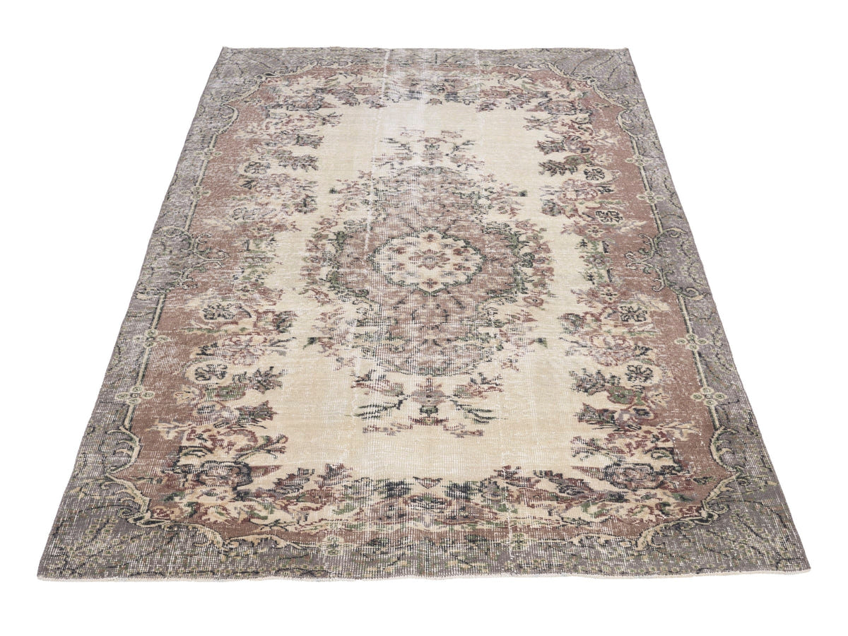 8512, Turkish Isparta Area Rug