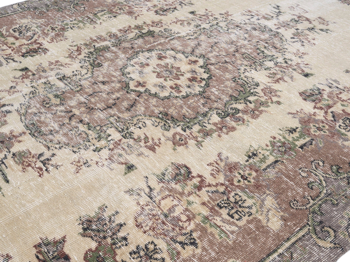 8512, Turkish Isparta Area Rug