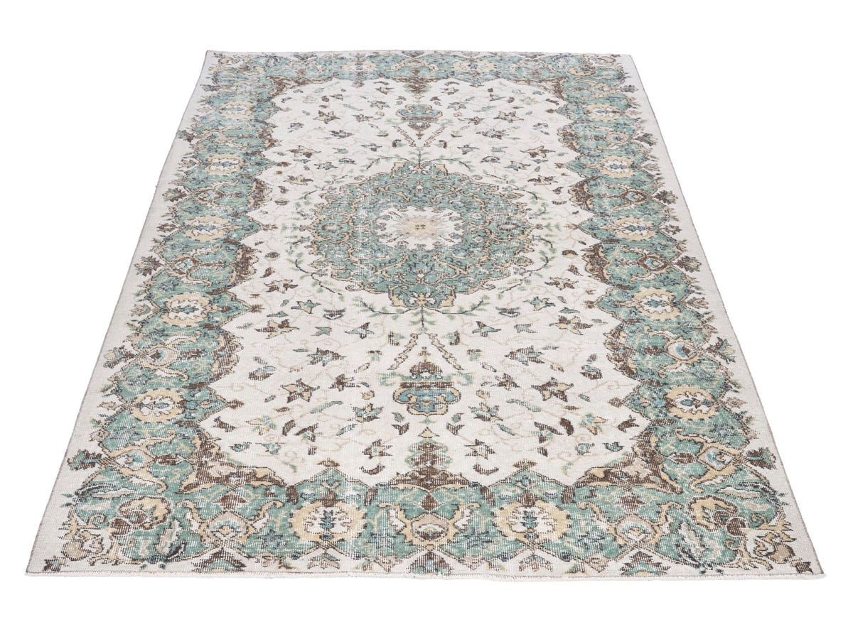 8481, Turkish Isparta Area Rug