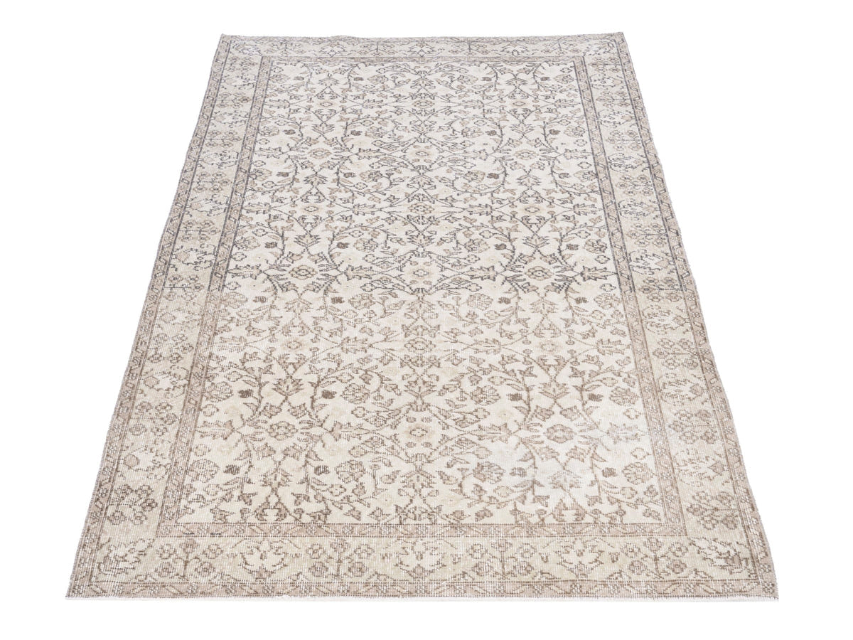 8458, Turkish Isparta Area Rug