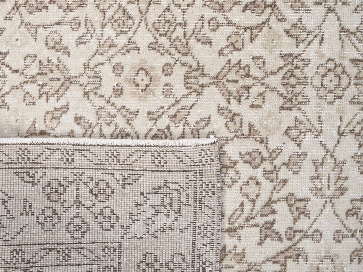 8458, Turkish Isparta Area Rug