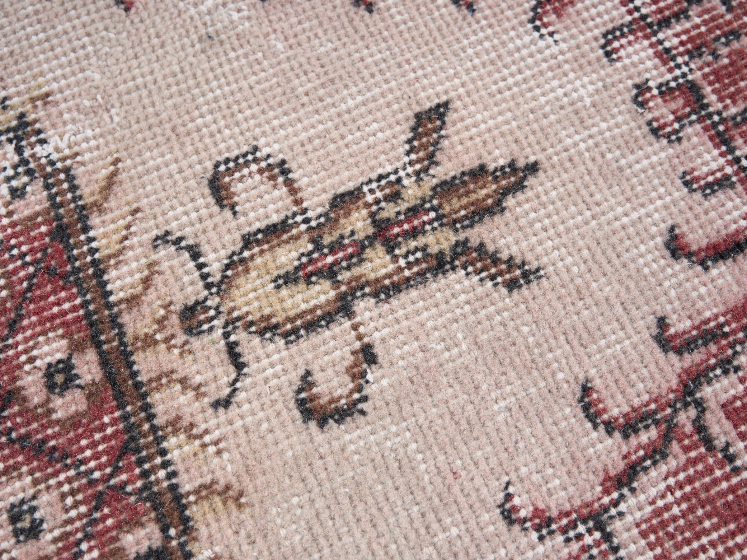 Turkish Isparta area rug in rose and cream, view 7 of 10
