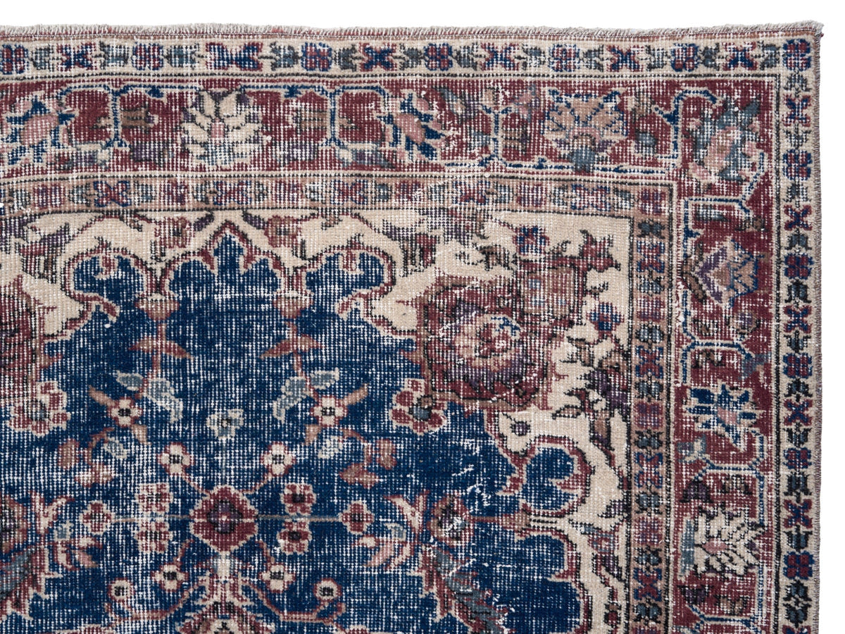8870, Turkish Isparta Area Rug