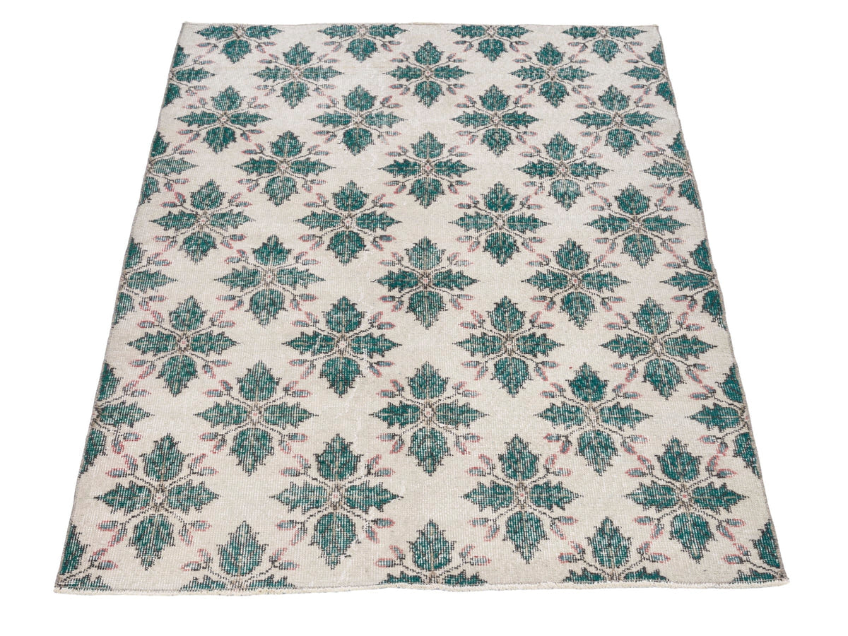 8867, Turkish Isparta Area Rug