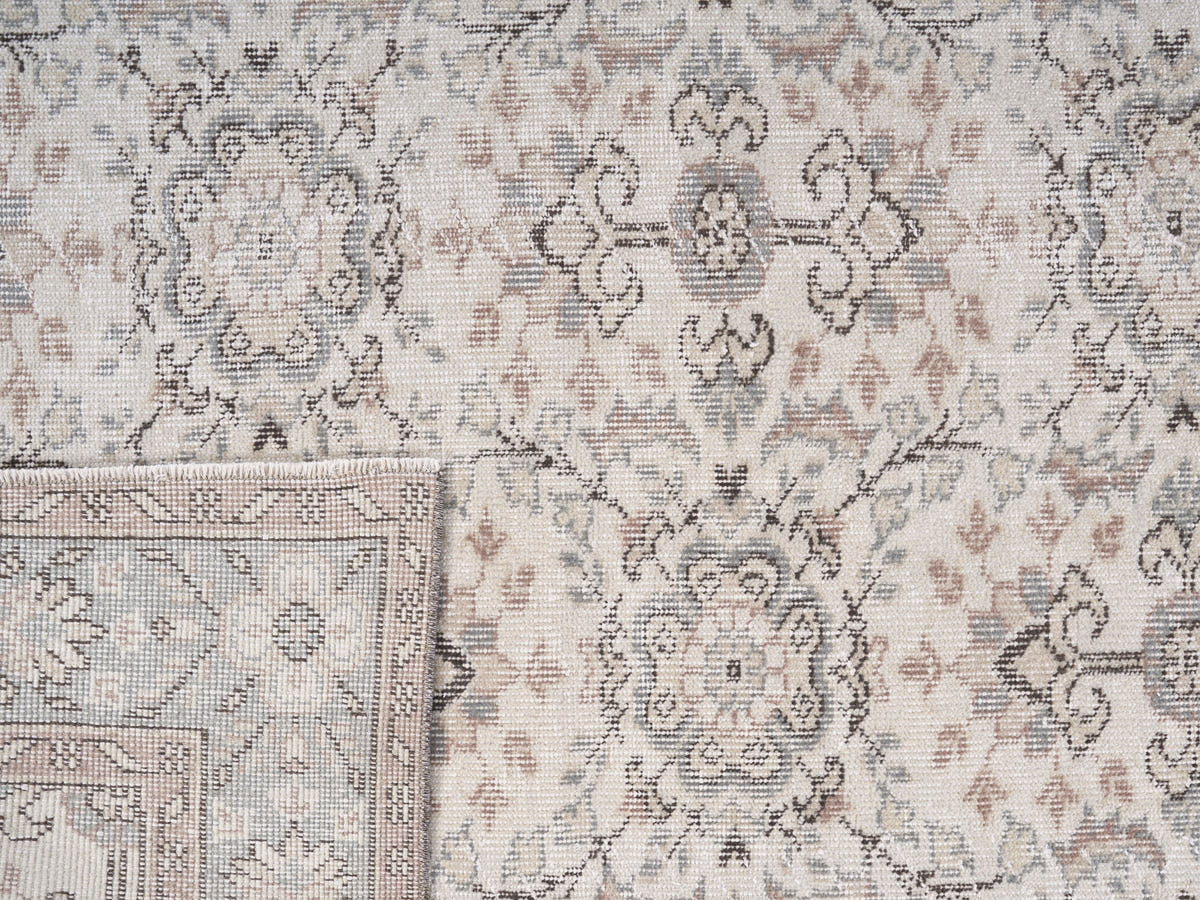 8833, Turkish Isparta Area Rug