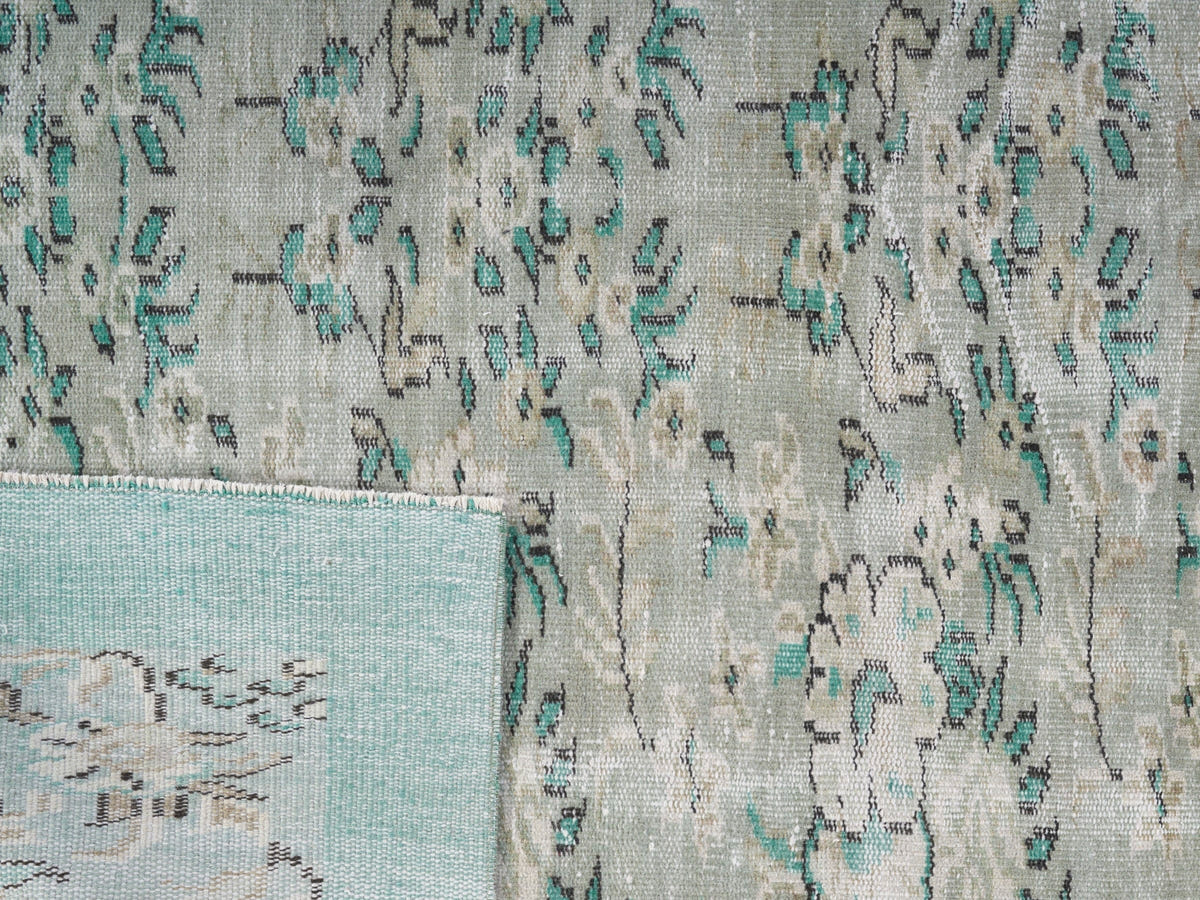 8819, Turkish Manisa Area Rug
