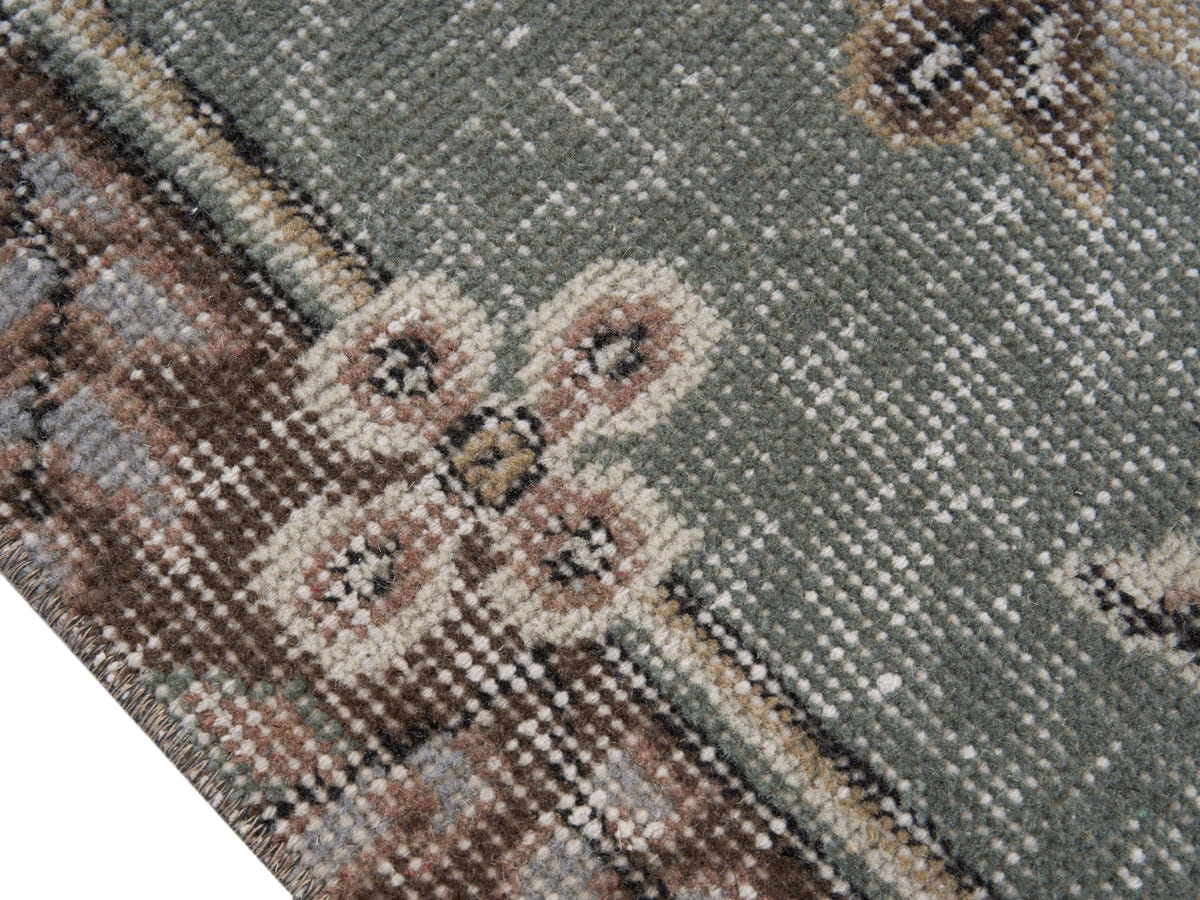 8818, Turkish Isparta Area Rug