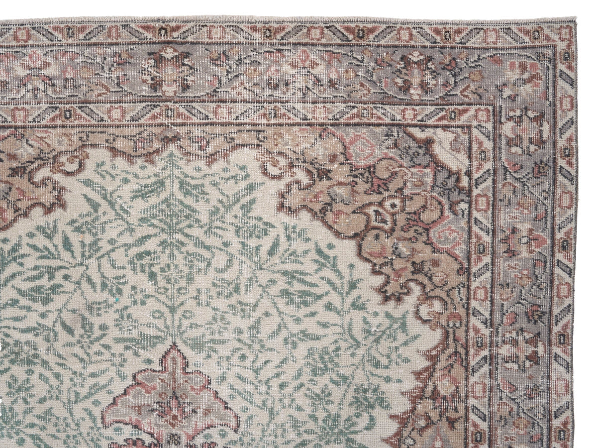 8797, Turkish Isparta Area Rug