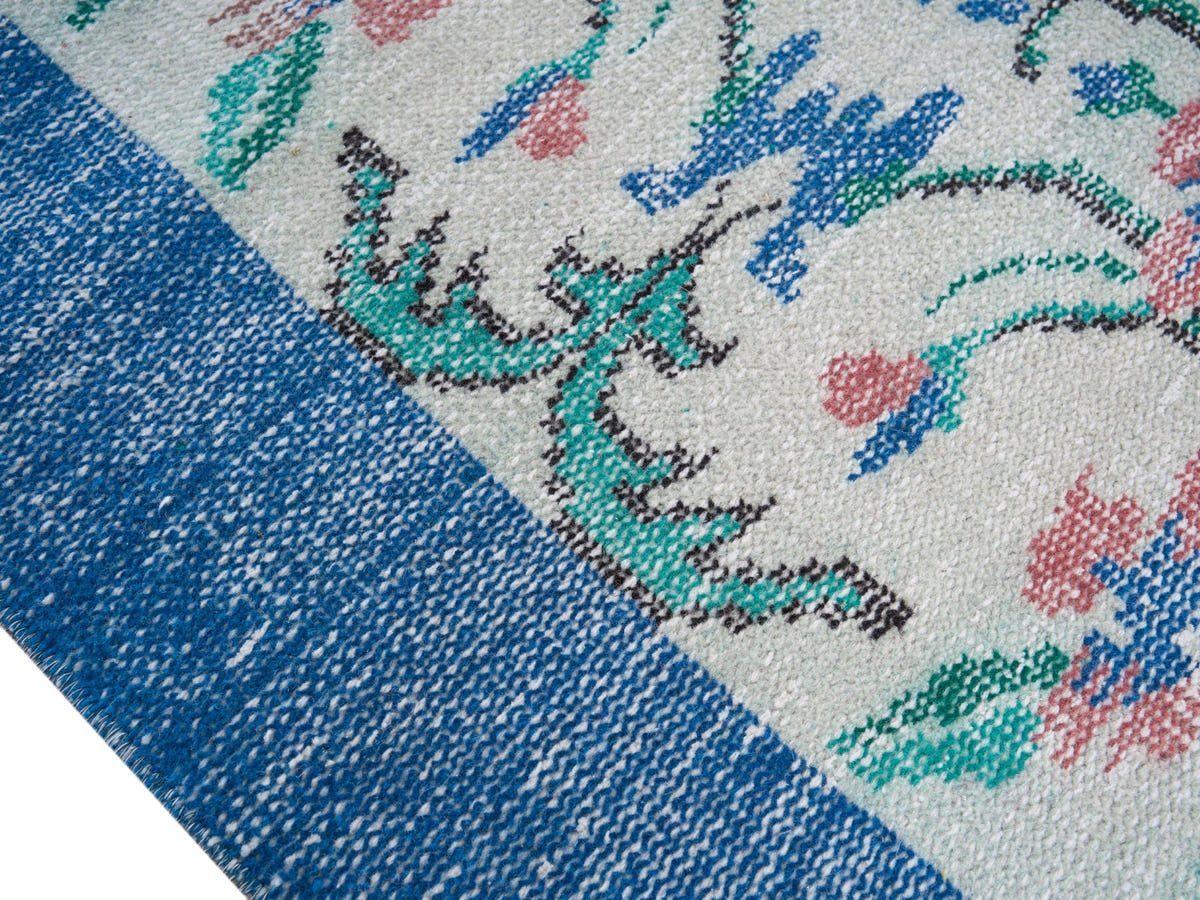 8795, Turkish Manisa Area Rug