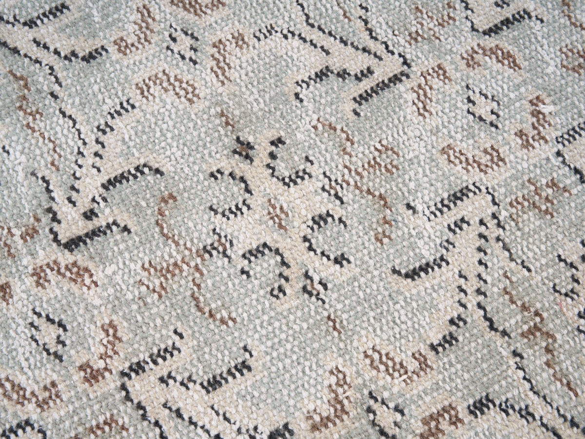 8788, Turkish Manisa Area Rug