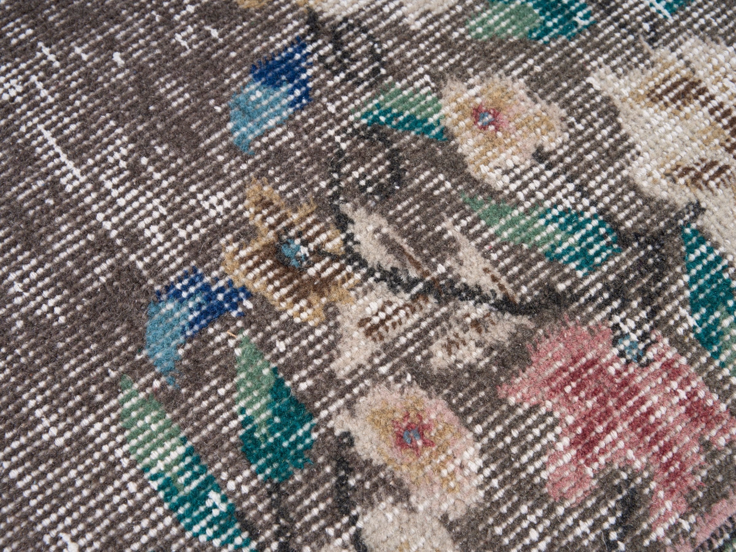 Turkish Isparta area rug in charcoal and muted pink, view 7 of 10