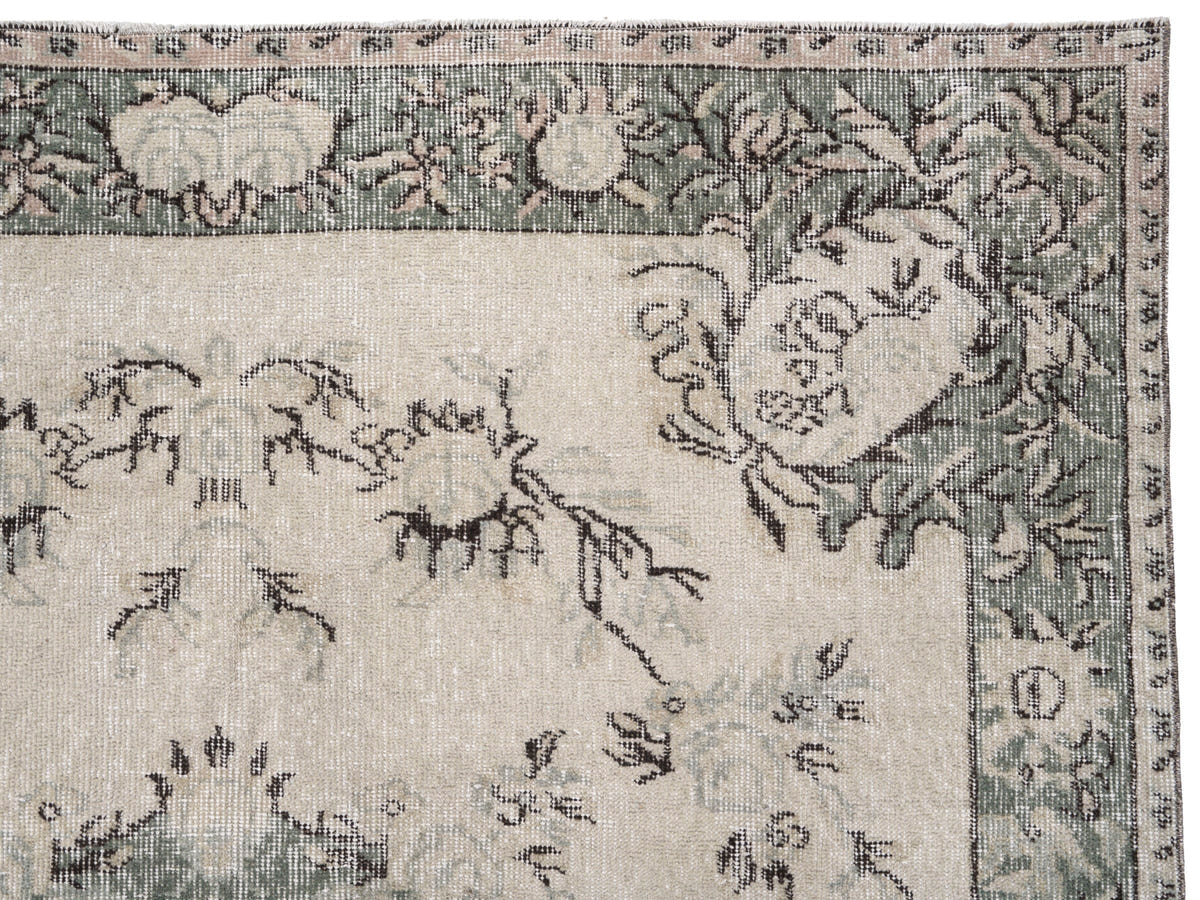 8842, Turkish Isparta Area Rug