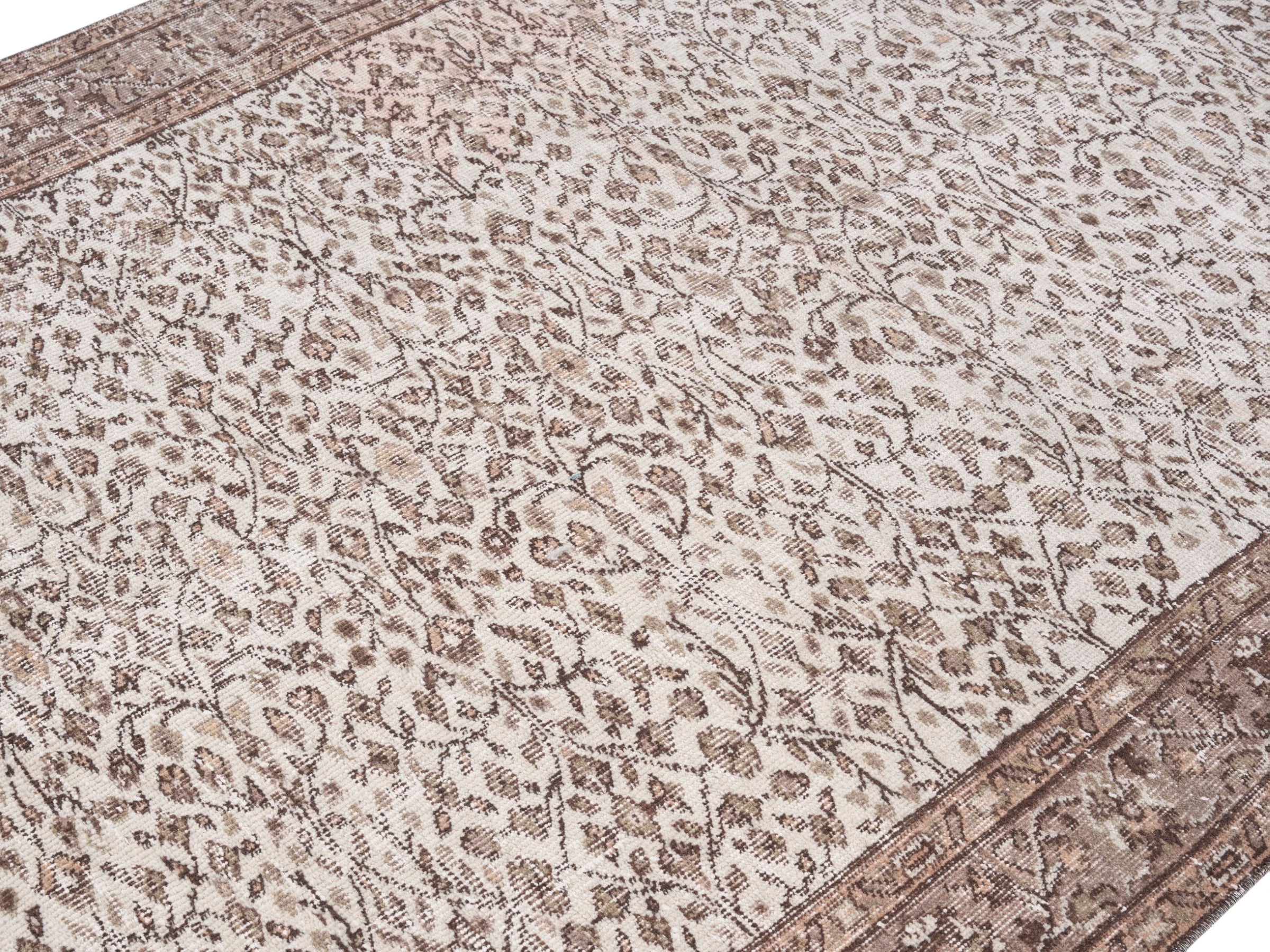 Turkish Isparta area rug in cream and terracotta, view 5 of 10