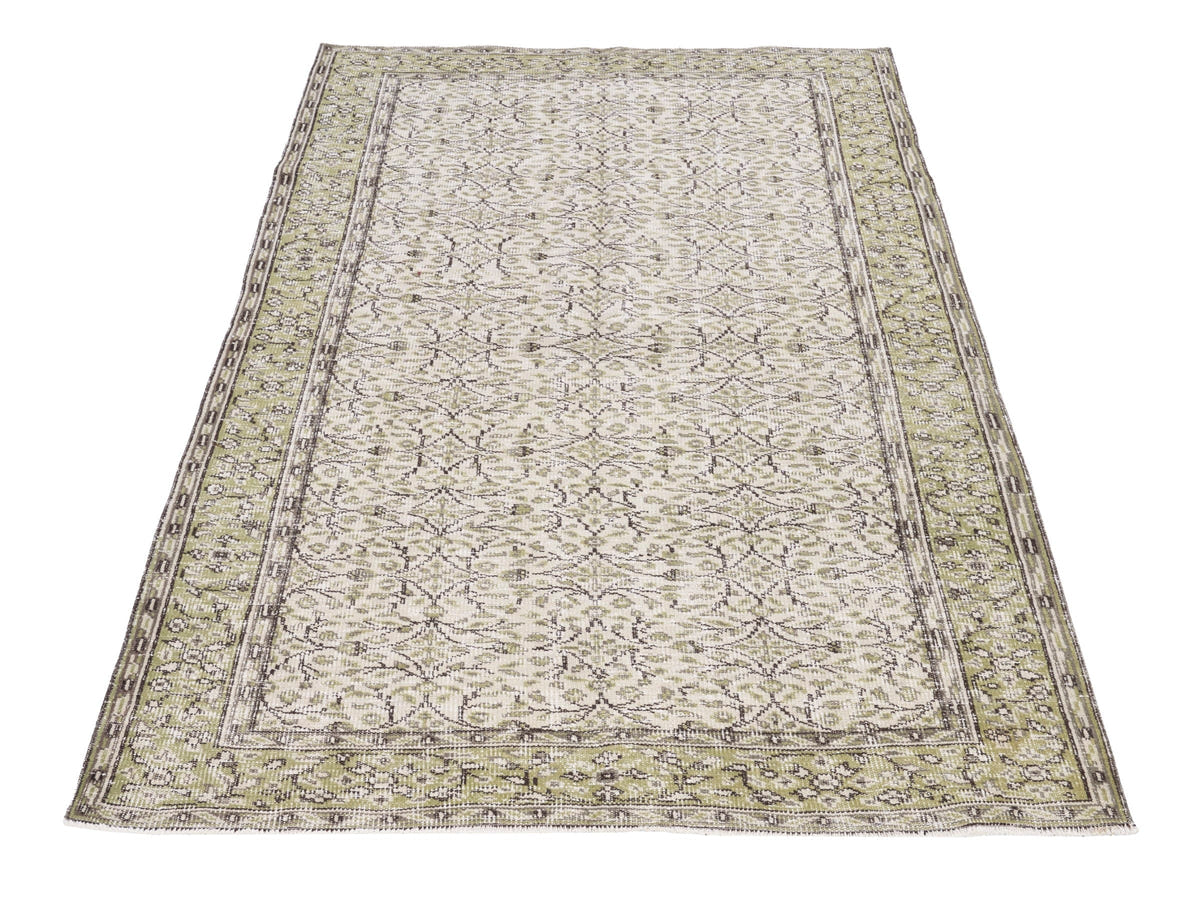 8800, Turkish Manisa Area Rug